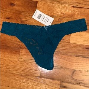NWT hanky panky thong